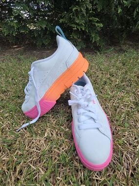 Puma White Women's Low-Top Sneakers with Pink & Orange Sole